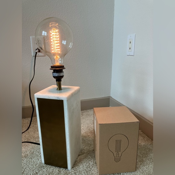 Lot of 8 incandescent globe lightbulbs - Picture 2 of 5